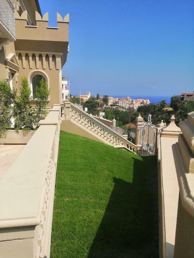 Sui Generis Tropea Luxury Rooms エクステリア 写真