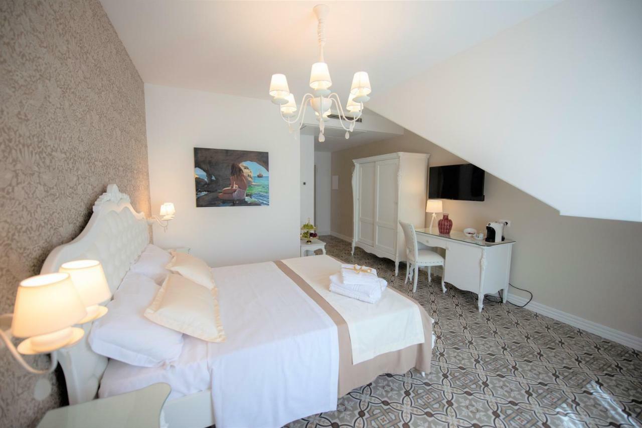 Sui Generis Tropea Luxury Rooms エクステリア 写真